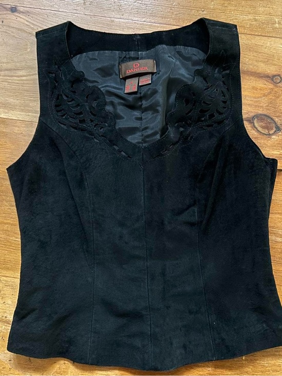 Danier Tops - Danier Black genuine leather Suede Sleeveless Cutout Neck Shell